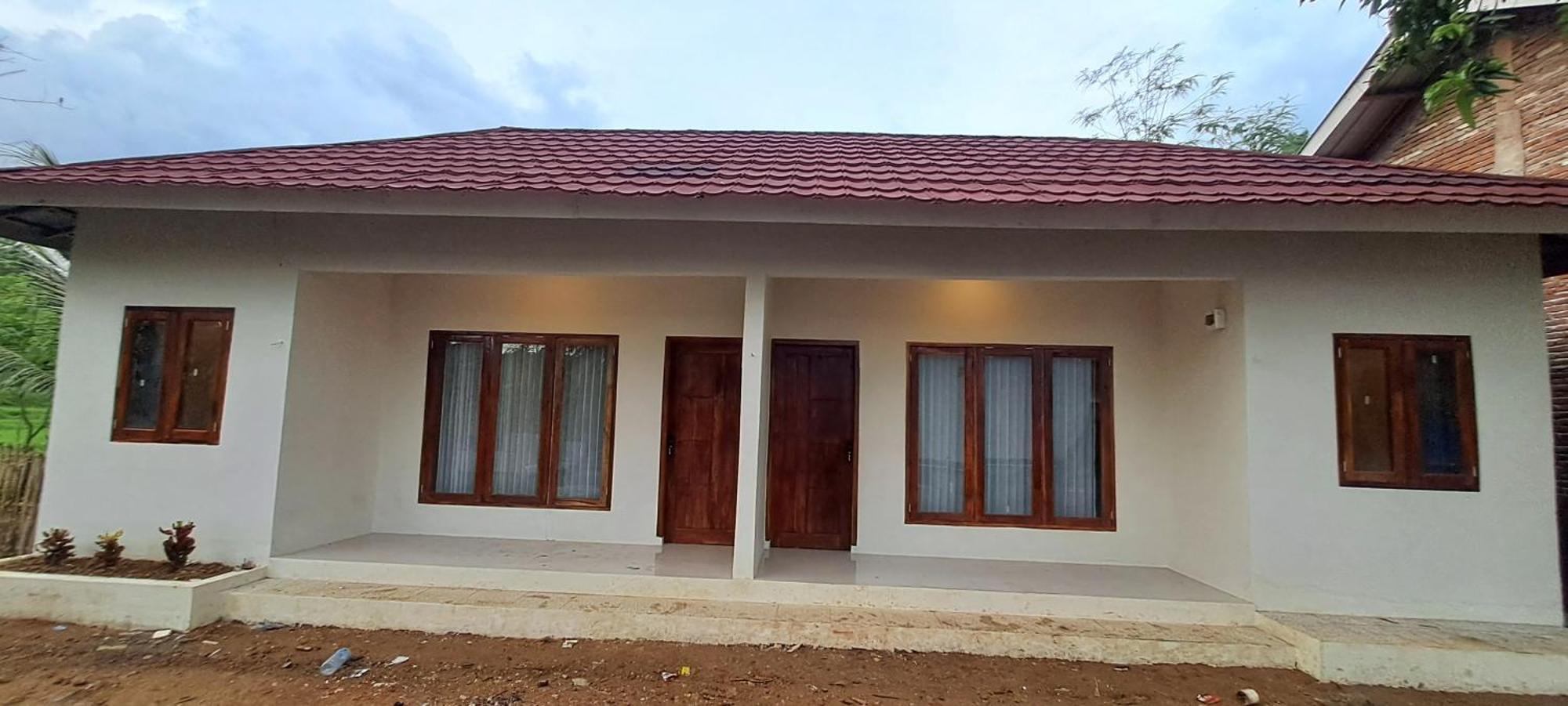 Mandalika Homestay Kuta  Kültér fotó