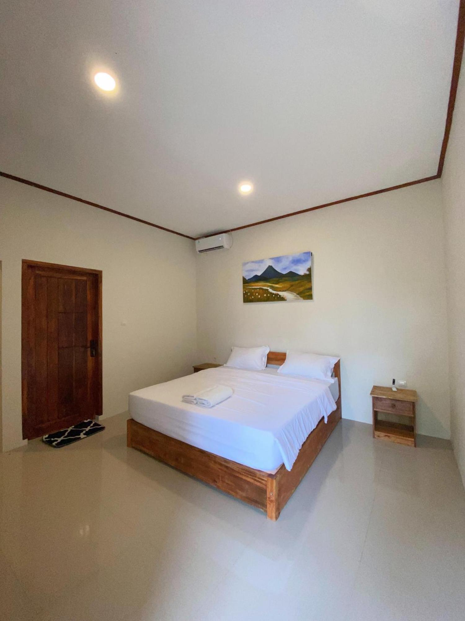 Mandalika Homestay Kuta  Szoba fotó